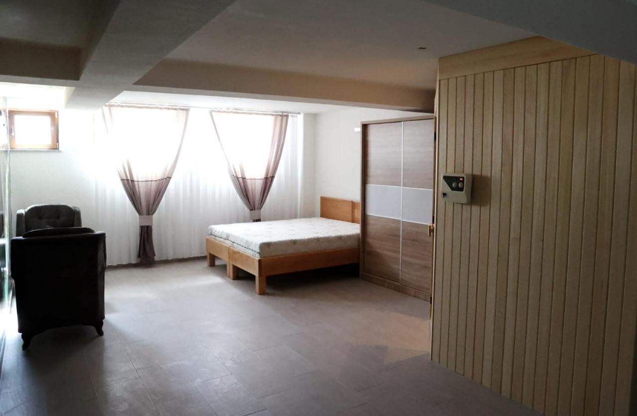 Hotel Inn Prizren Exterior foto